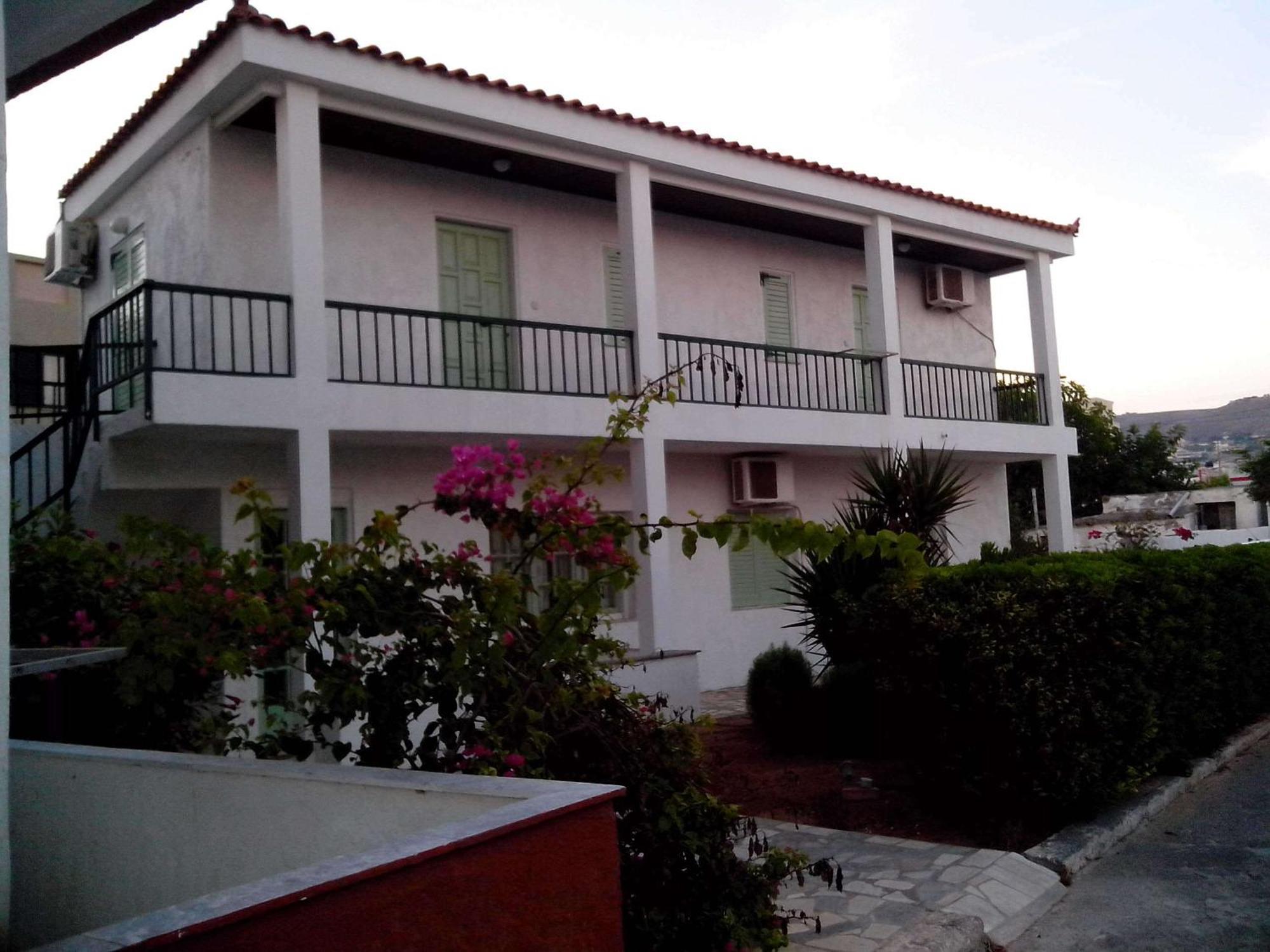 Haris Apartments Kokkini Hani ภายนอก รูปภาพ