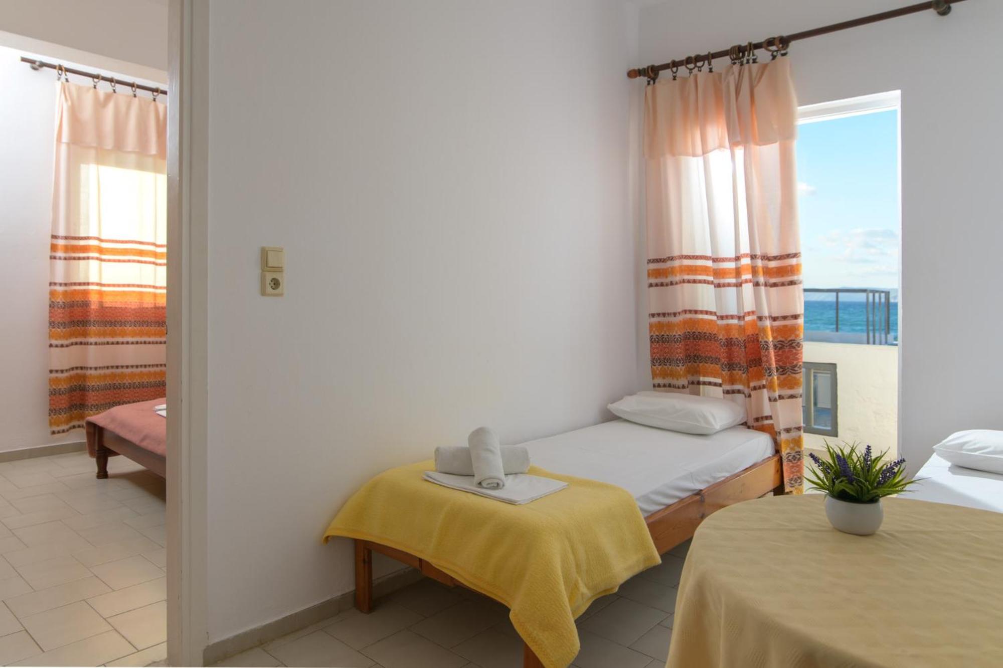 Haris Apartments Kokkini Hani ภายนอก รูปภาพ