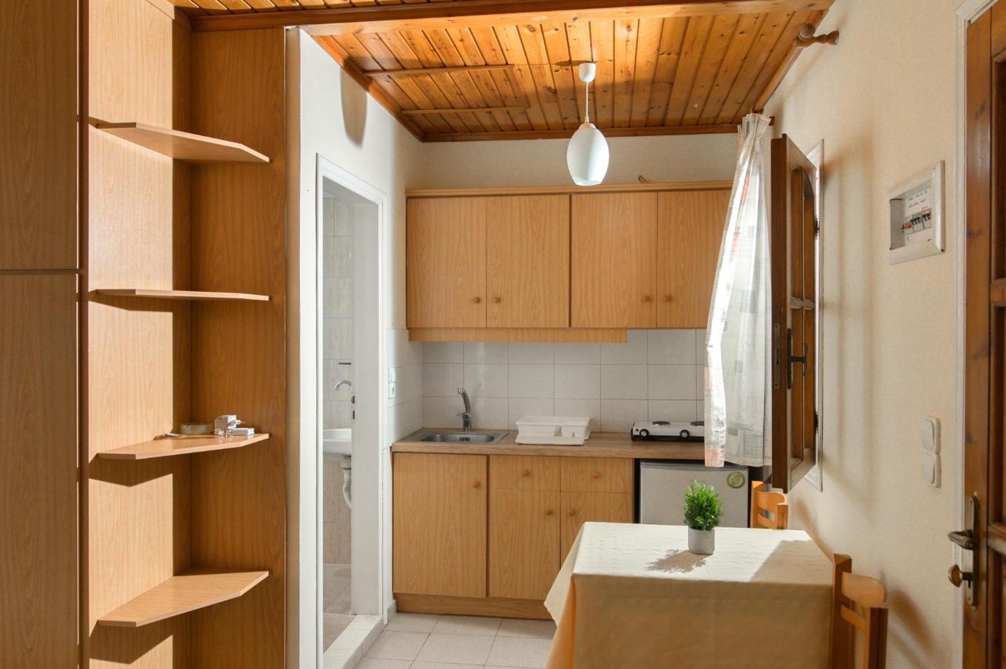 Haris Apartments Kokkini Hani ภายนอก รูปภาพ