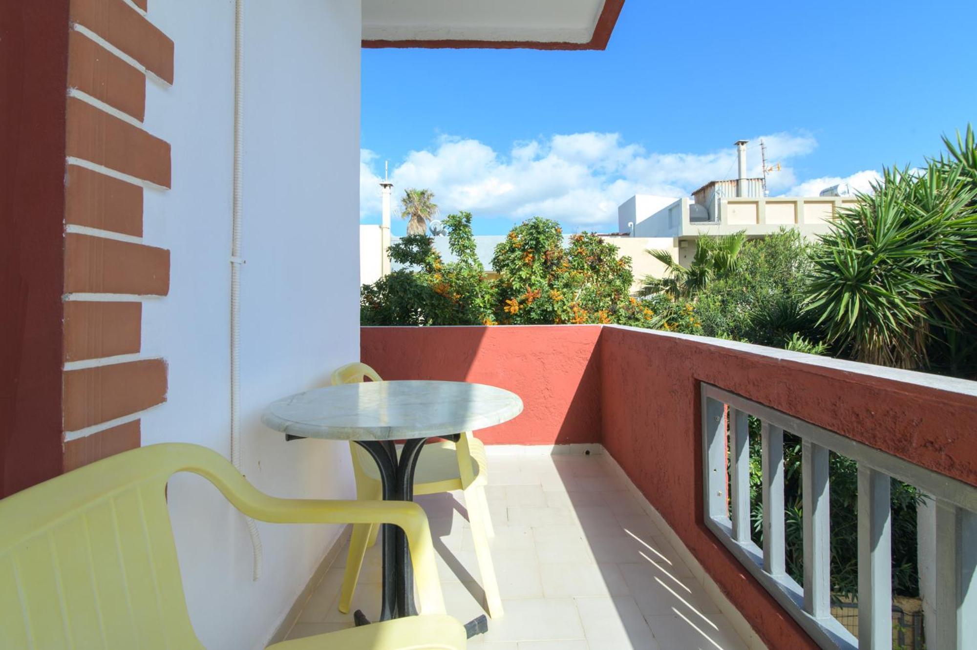 Haris Apartments Kokkini Hani ภายนอก รูปภาพ