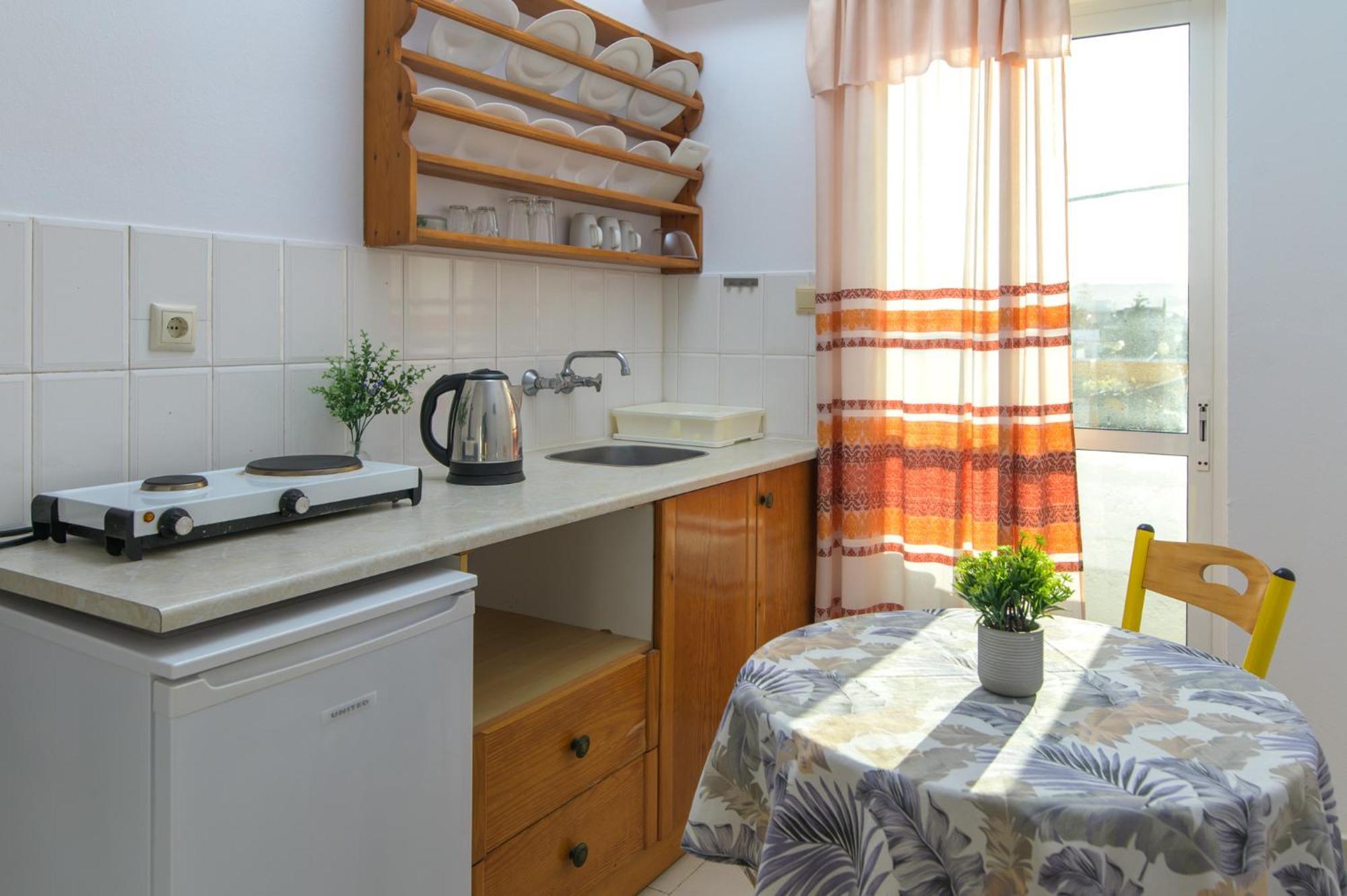 Haris Apartments Kokkini Hani ภายนอก รูปภาพ