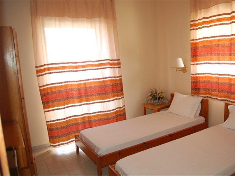 Haris Apartments Kokkini Hani ภายนอก รูปภาพ